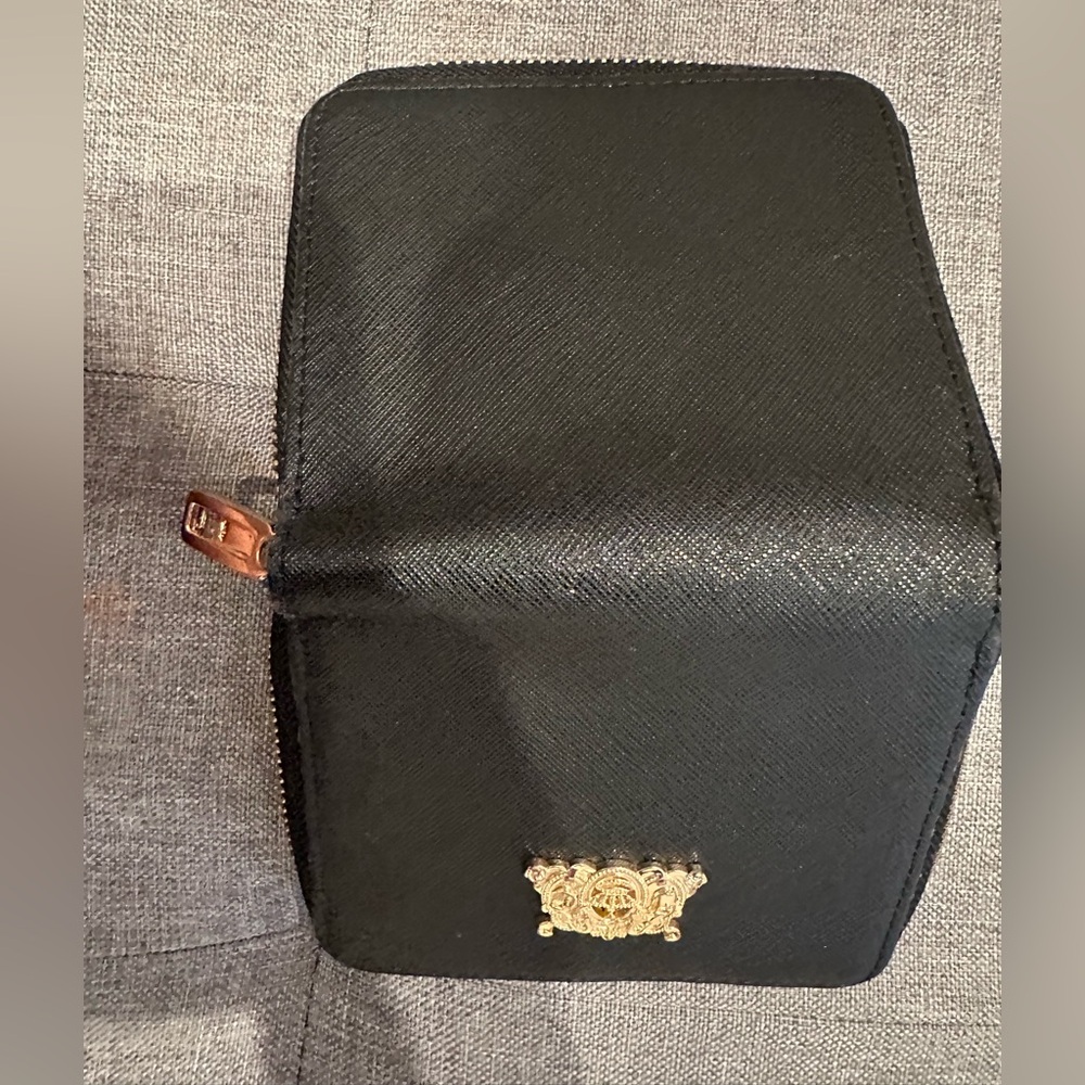 Black Women's Juicy Couture wallet with Gold Accent